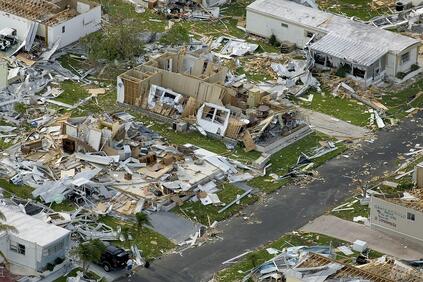Загубите за застрахователната индустрия от трите урагана и земетресението в