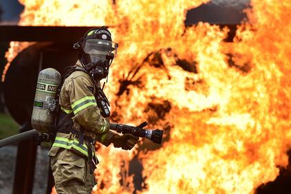 Обявените конкурси са за пожарникари водачи на специални автомобили спасители