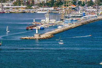 Портът е заделил 215 хил. лв. за застраховки Пристанище Варна