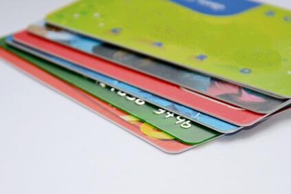 34% ръст в броя на плащанията с карти на годишна