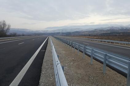 Изпълнението на отсечката от магистрала Струма“ между Благоевград и Крупник